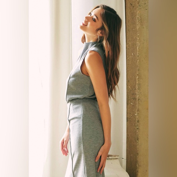 NWT Boutique Claire 2-Piece High Neck Top & Maxi Skirt Set – Gray - Picture 6 of 12